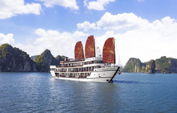 Halong Bay 5 Star Luxury Cruise Alisa Itinerary - Image 3