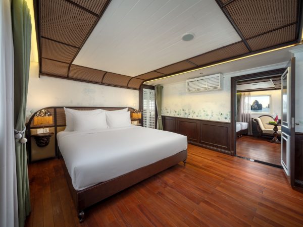 Best Bai Tu Long Bay Cruise – 2 Day and 3 Day Itinerary - Image 4