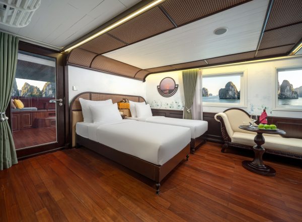 Best Bai Tu Long Bay Cruise – 2 Day and 3 Day Itinerary - Image 6