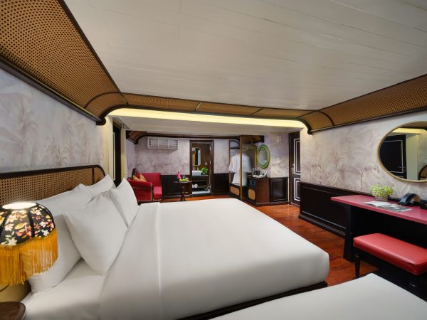 Best Bai Tu Long Bay Cruise – 2 Day and 3 Day Itinerary - Image 7