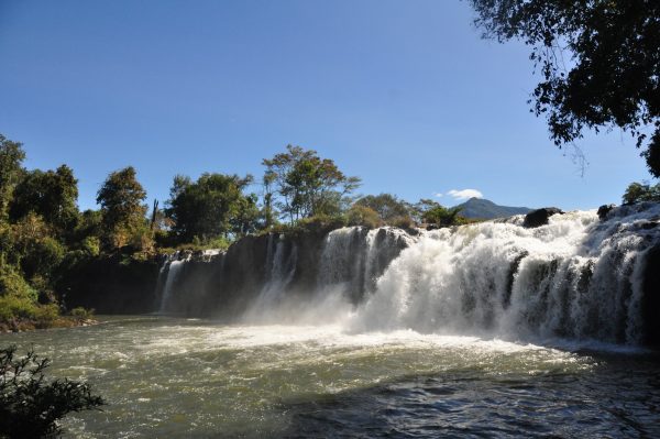 10-Day Laos Adventure Itinerary: Explore Culture and Nature - Image 3