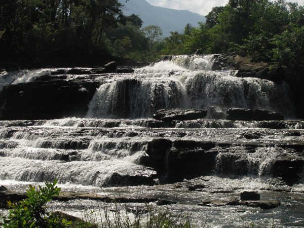 10-Day Laos Adventure Itinerary: Explore Culture and Nature - Image 5