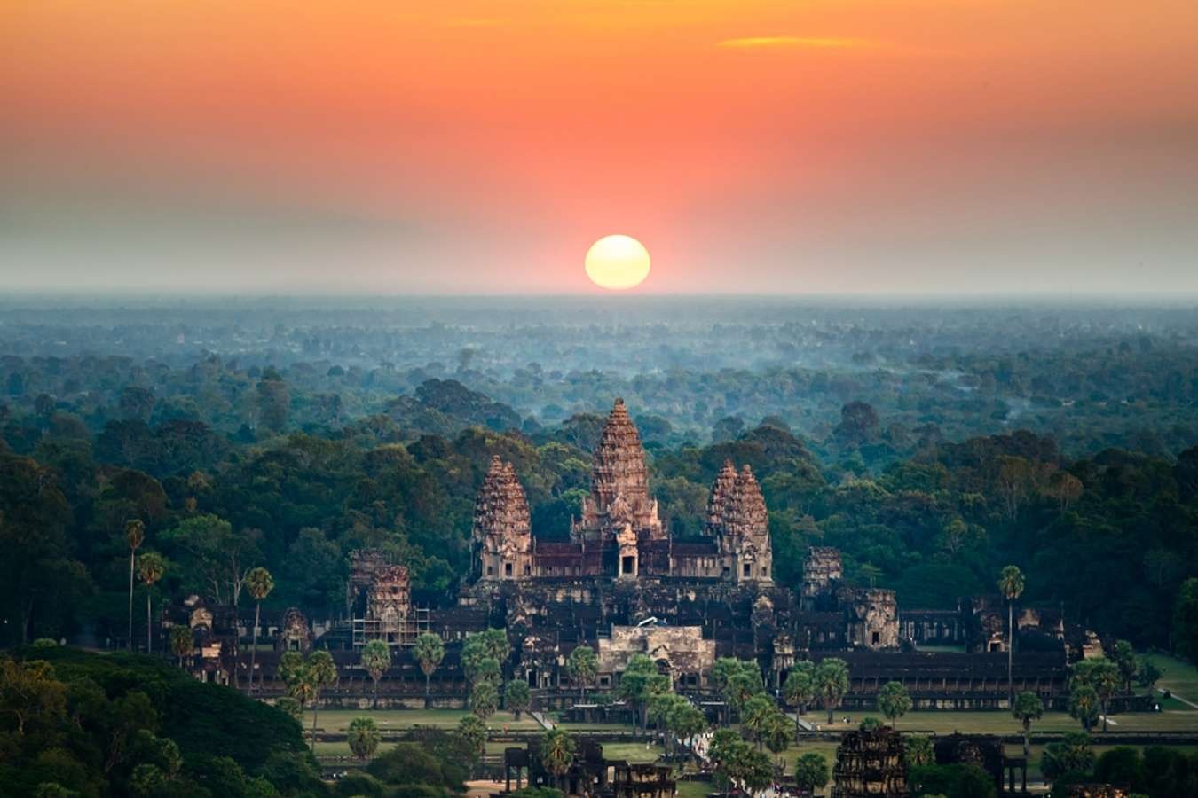 Sunrise over Angkor Wat during the 17-Day Cambodia Highlights Tour, capturing Cambodia's ancient beauty