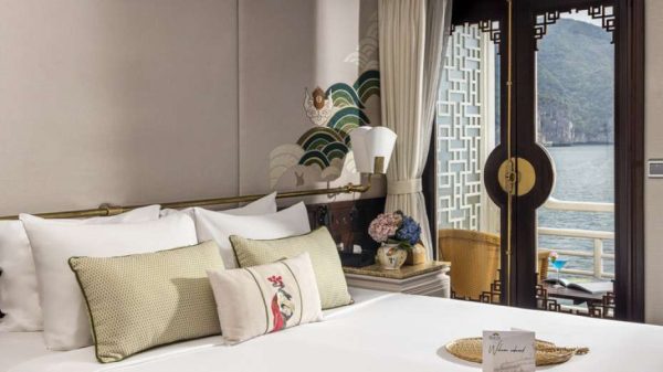 Halong Bay 5 Star Cruise Itinerary – 2 Day and 3 Day Tours - Image 24