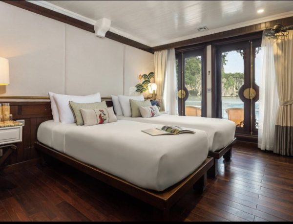 Halong Bay 5 Star Cruise Itinerary – 2 Day and 3 Day Tours - Image 17