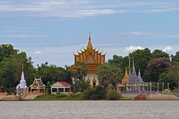 Cambodia 7-Day Tour Itinerary: Angkor Wat and Phnom Penh - Image 3