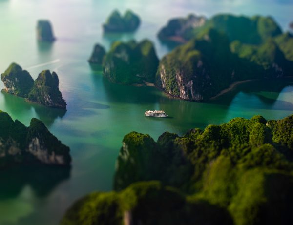 Halong Bay 5 Star Cruise Itinerary – 2 Day and 3 Day Tours - Image 7