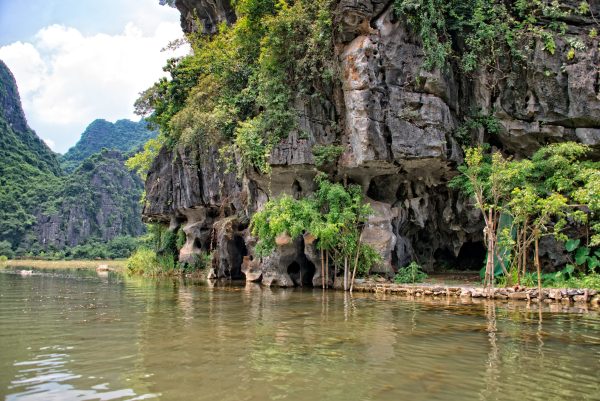 Hoa Lu Tam Coc Mua Cave Day Tour by Limousine - Image 2