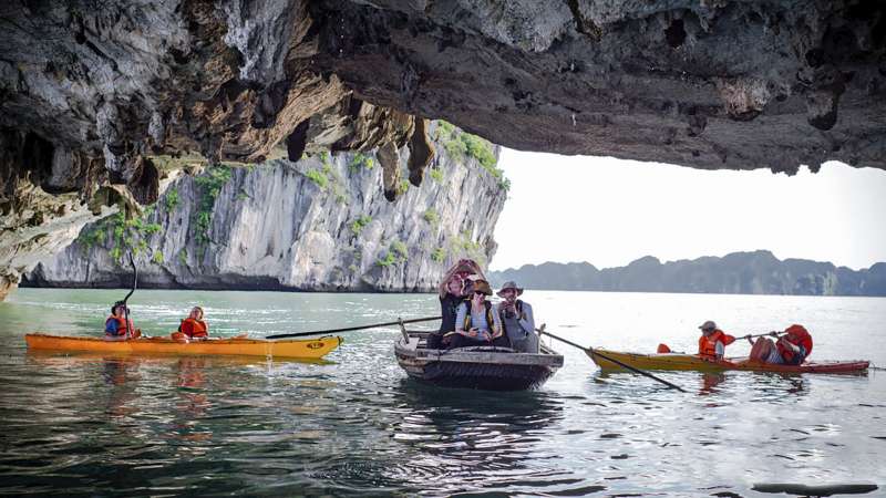 2-Day 1-Night Halong Bay Cruise: Luxury and Adventure Await