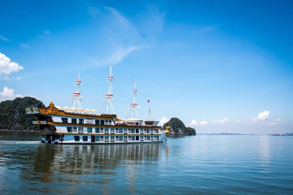 Bai Tu Long Bay 2 Days 1 Night Cruise – Luxury Tour - Image 6