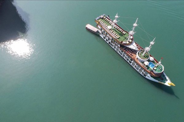 Bai Tu Long Bay 2 Days 1 Night Cruise – Luxury Tour - Image 7