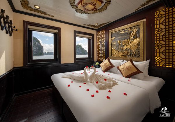 Treasure Junk Cruise Bai Tu Long Bay - Best Luxury Tour - Image 10