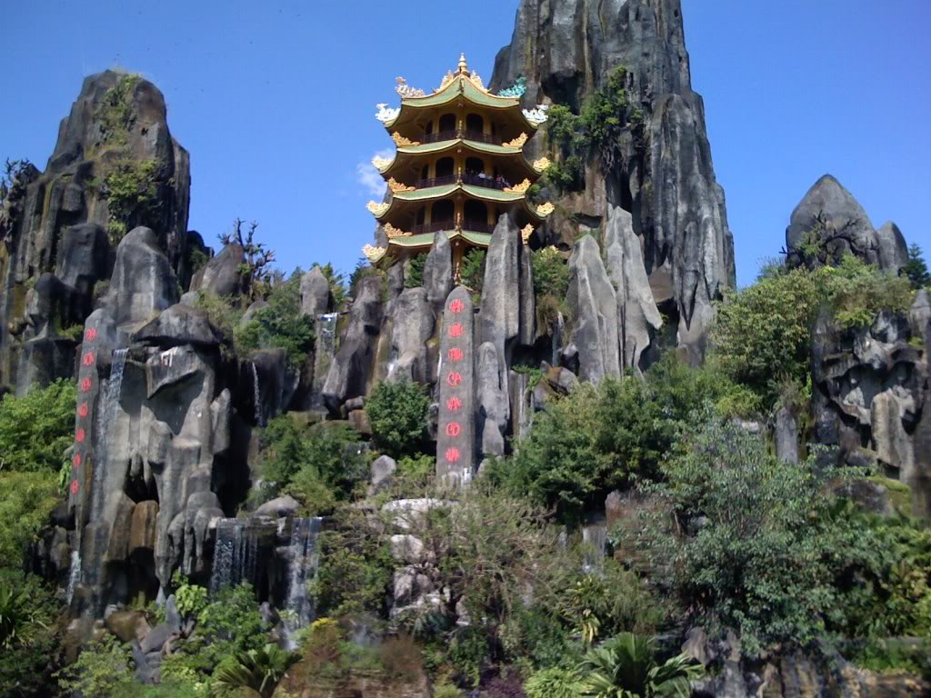 Five Marble Mountain Hoi An Tour: Explore stunning landscapes and cultural landmarks