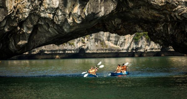 Ha Long Bay Adventure: Explore Sung Sot Cave, Titop Island & Kayaking - Image 17