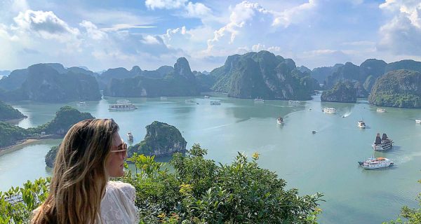 Ha Long Bay Adventure: Explore Sung Sot Cave, Titop Island & Kayaking - Image 3