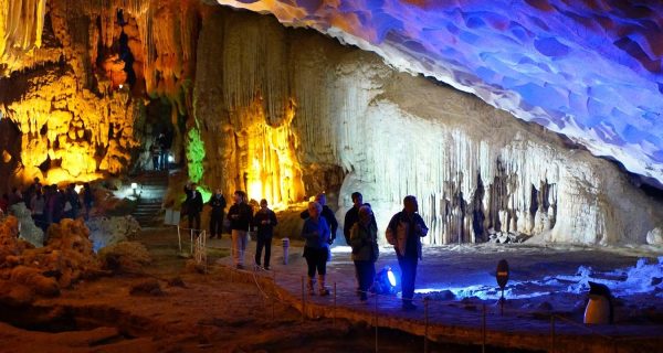 Ha Long Bay Adventure: Explore Sung Sot Cave, Titop Island & Kayaking - Image 22