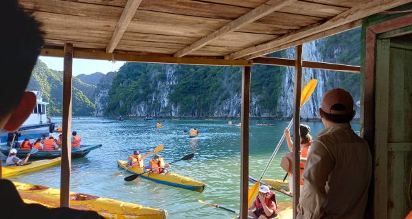 Ha Long Bay Adventure: Explore Sung Sot Cave, Titop Island & Kayaking - Image 23