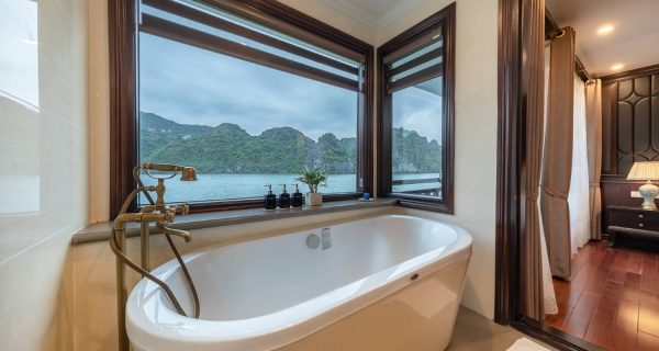 3-Day Halong & Lan Ha Bay 5-Star Cruise with Balcony & FULL ACTIVITIES - Image 10