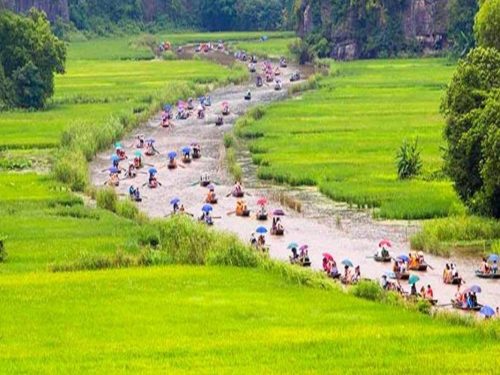 2 Days Vietnam in Styles – Explore Nature & Vietnam Heritage