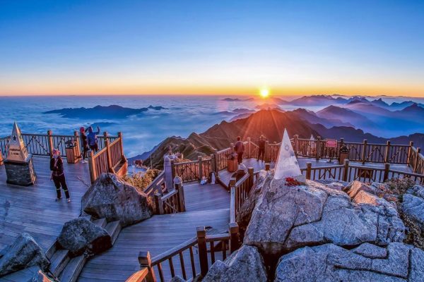 Northern Vietnam Tour: Hanoi, Ninh Binh, Sapa, Halong 6 Days - Image 11