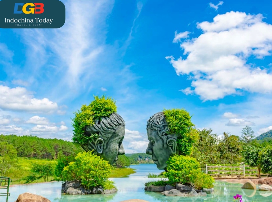 Dalat Infinity Lake: A "virtual life" check-in spot as beautiful as Europe