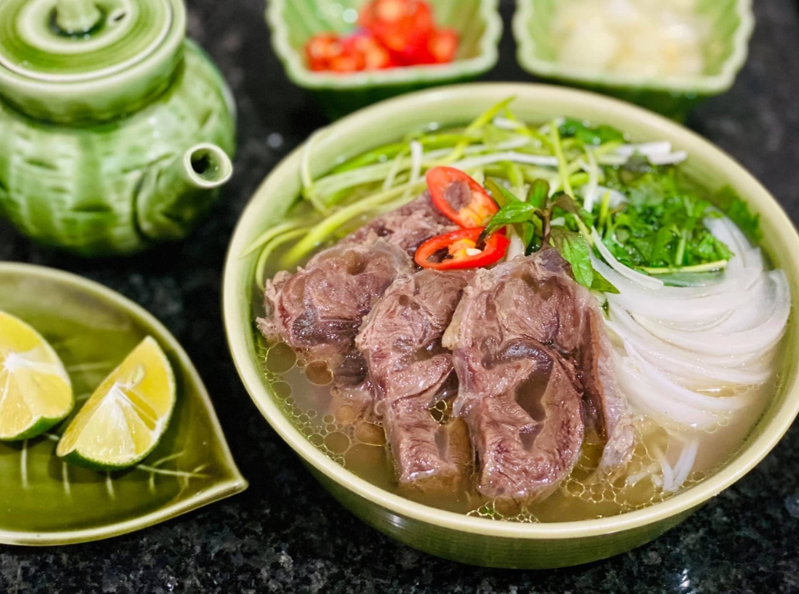 Best Street Food In Hanoi 