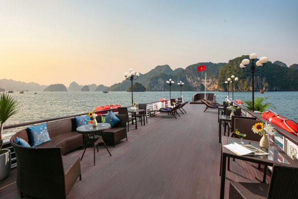 La Regina Classic Bai Tu Long Bay 2-Day Deluxe Cruise - Image 21