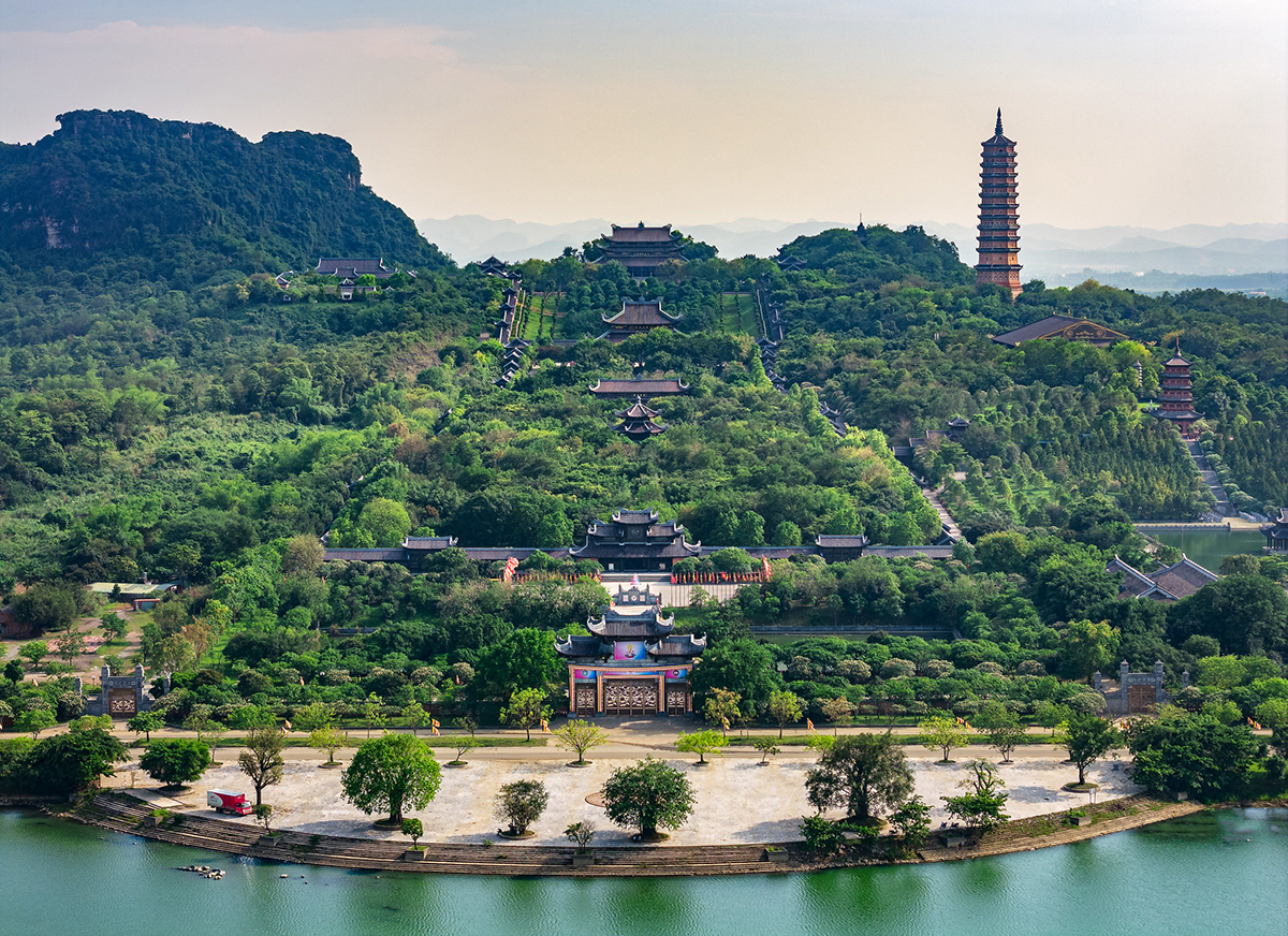 Bai Dinh Pagoda complex overview in Ninh Binh travel, featuring grand architecture and sacred Buddhist sites.