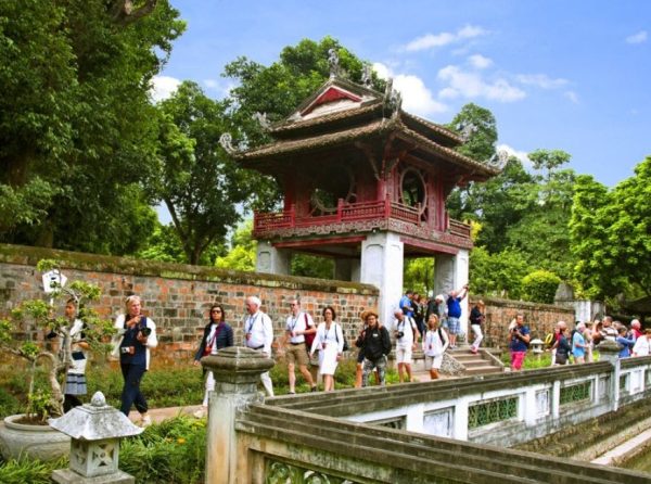 10 days Vietnam tour package