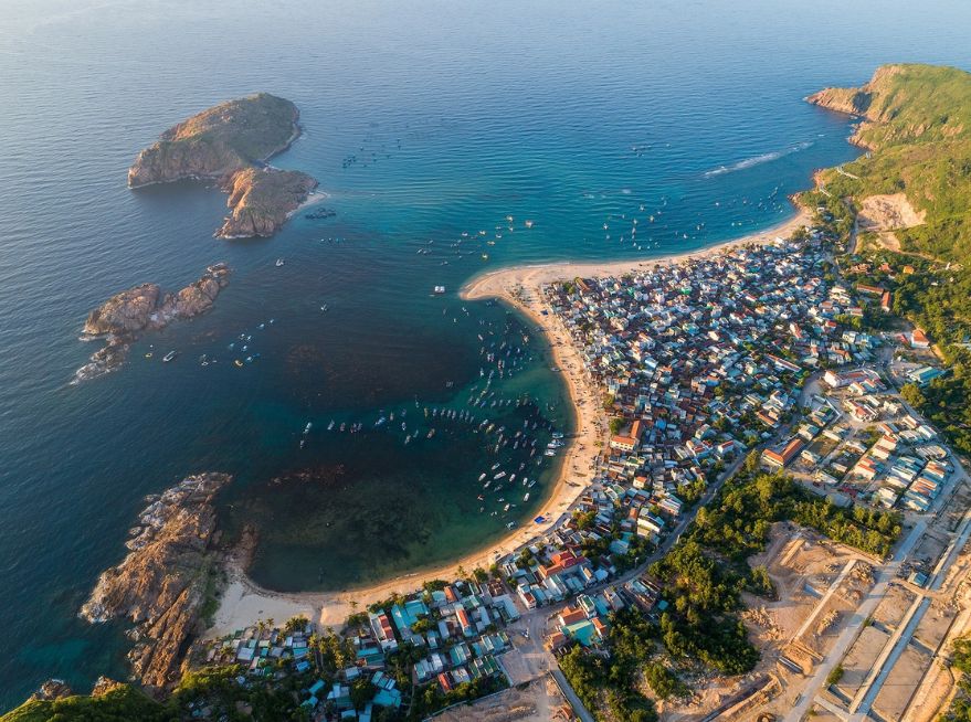 Vietnam coastal discovery tour