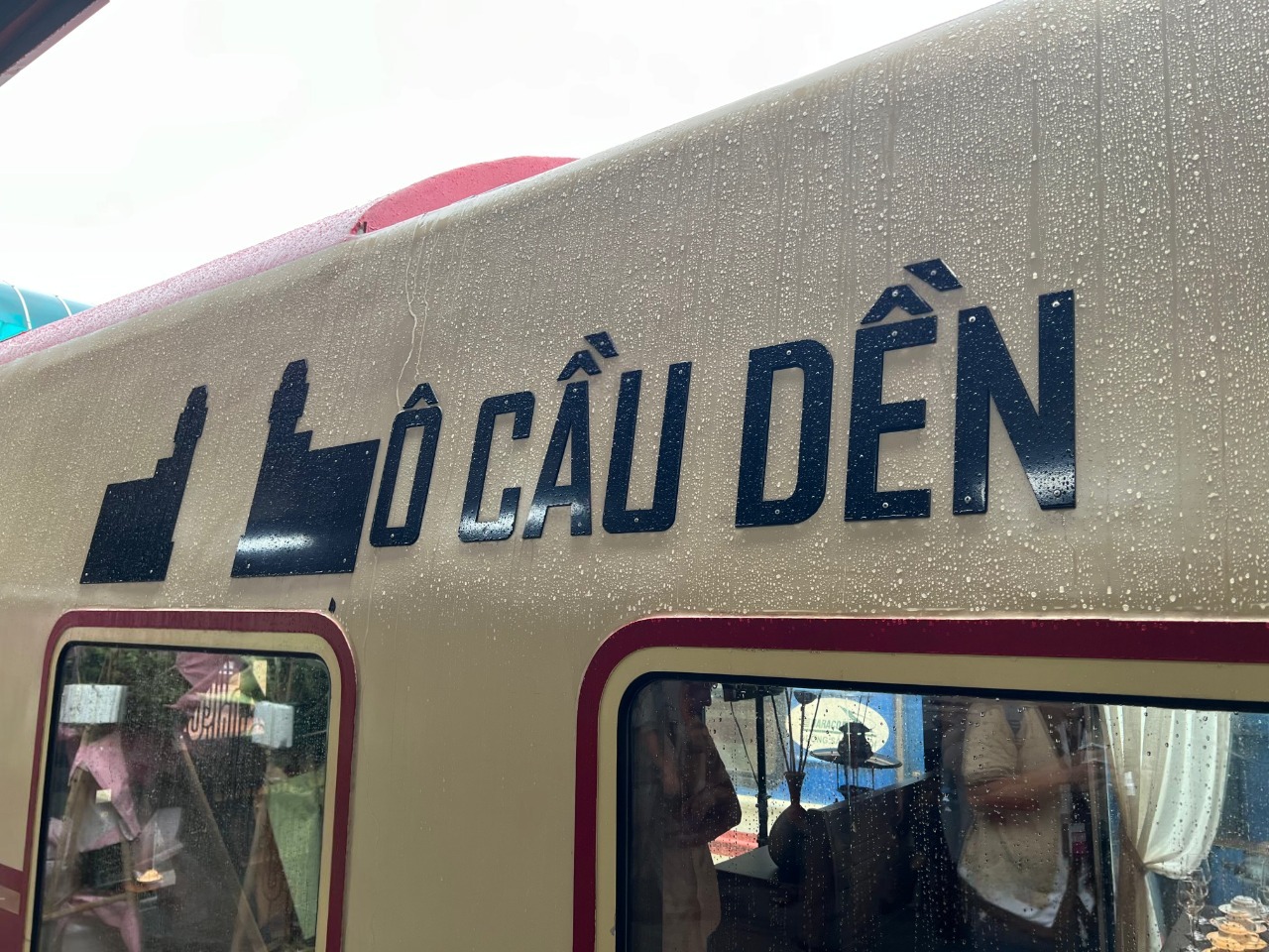 Cau Den Gate (Ô Cầu Dền) depicted in the Hanoi 5 Cua O Train, showcasing Hanoi’s historic southern gate