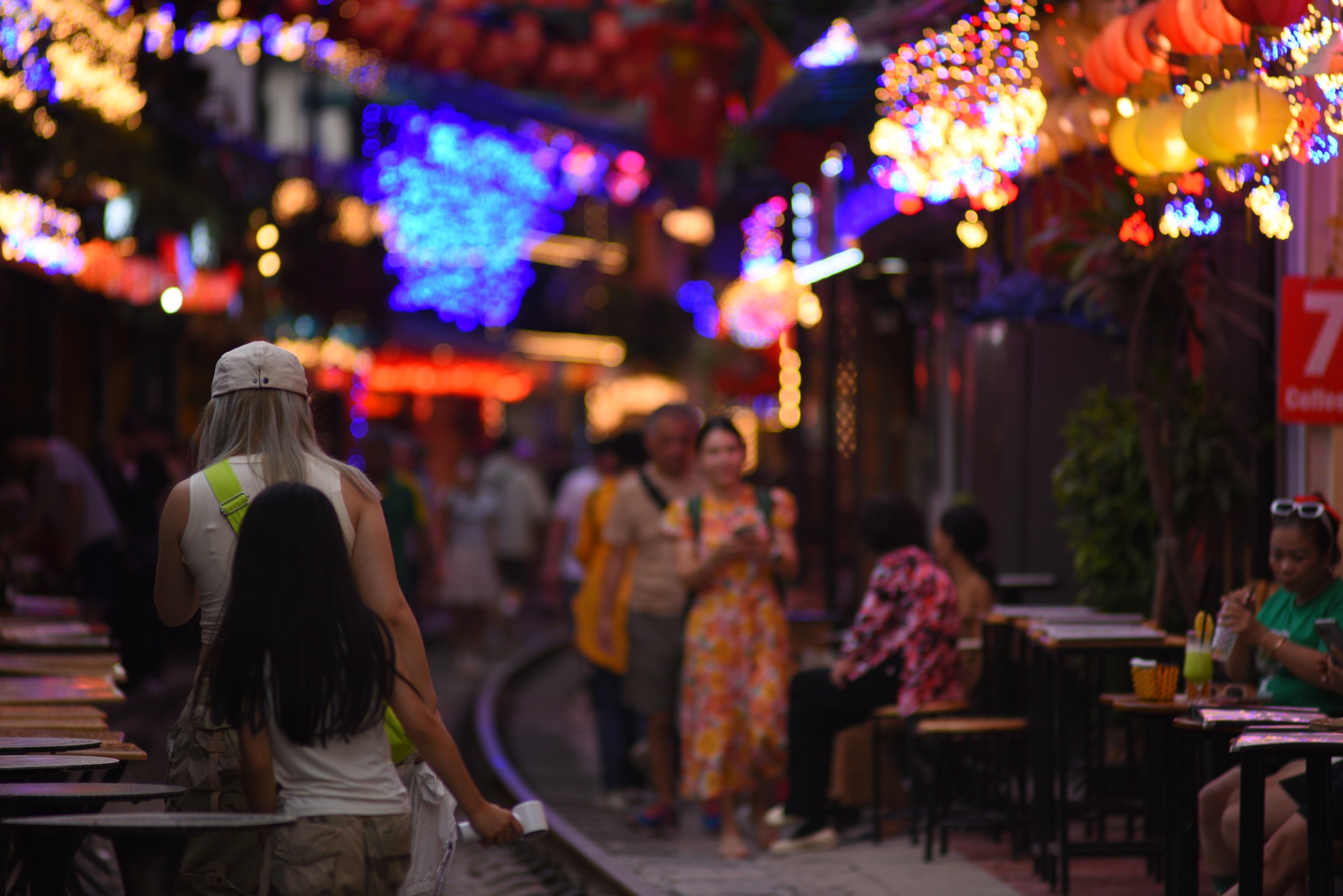 Street café on Hanoi Train Street at night