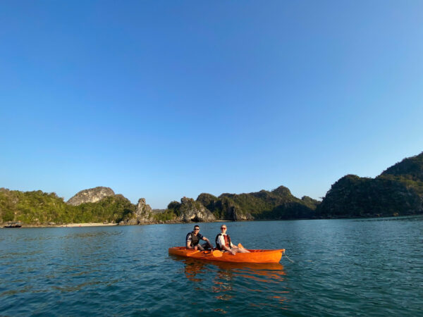 3-Day Bai Tu Long Bay Cruise – Deluxe Experience - Image 29