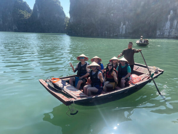 3-Day Bai Tu Long Bay Cruise – Deluxe Experience - Image 30