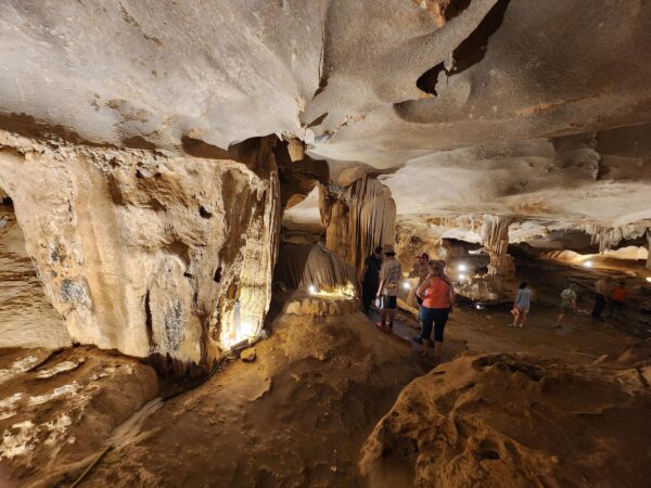3-Day Bai Tu Long Bay Cruise – Deluxe Experience - Image 42