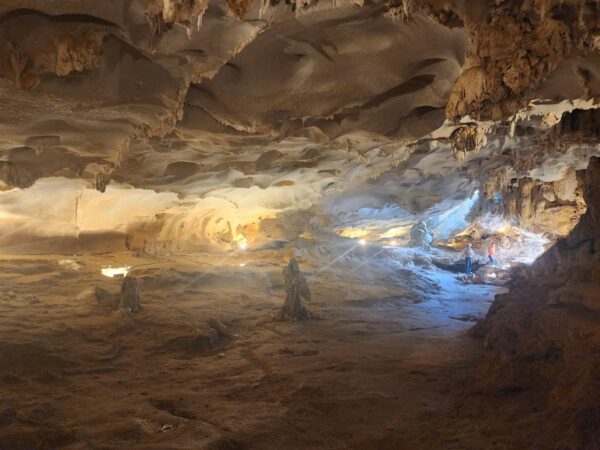 3-Day Bai Tu Long Bay Cruise – Deluxe Experience - Image 47