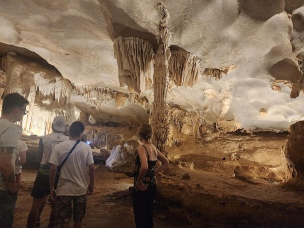3-Day Bai Tu Long Bay Cruise – Deluxe Experience - Image 48