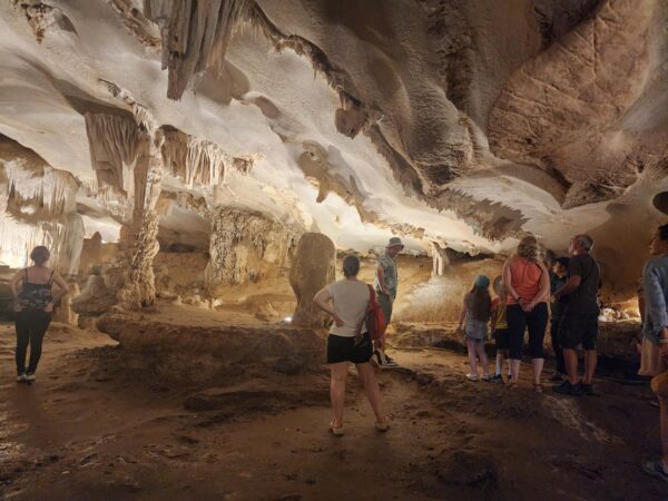 3-Day Bai Tu Long Bay Cruise – Deluxe Experience - Image 50