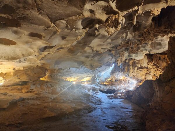 3-Day Bai Tu Long Bay Cruise – Deluxe Experience - Image 51