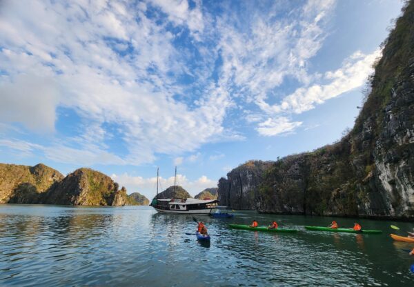 3-Day Bai Tu Long Bay Cruise – Deluxe Experience - Image 55
