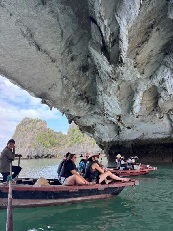 3-Day Bai Tu Long Bay Cruise – Deluxe Experience - Image 28