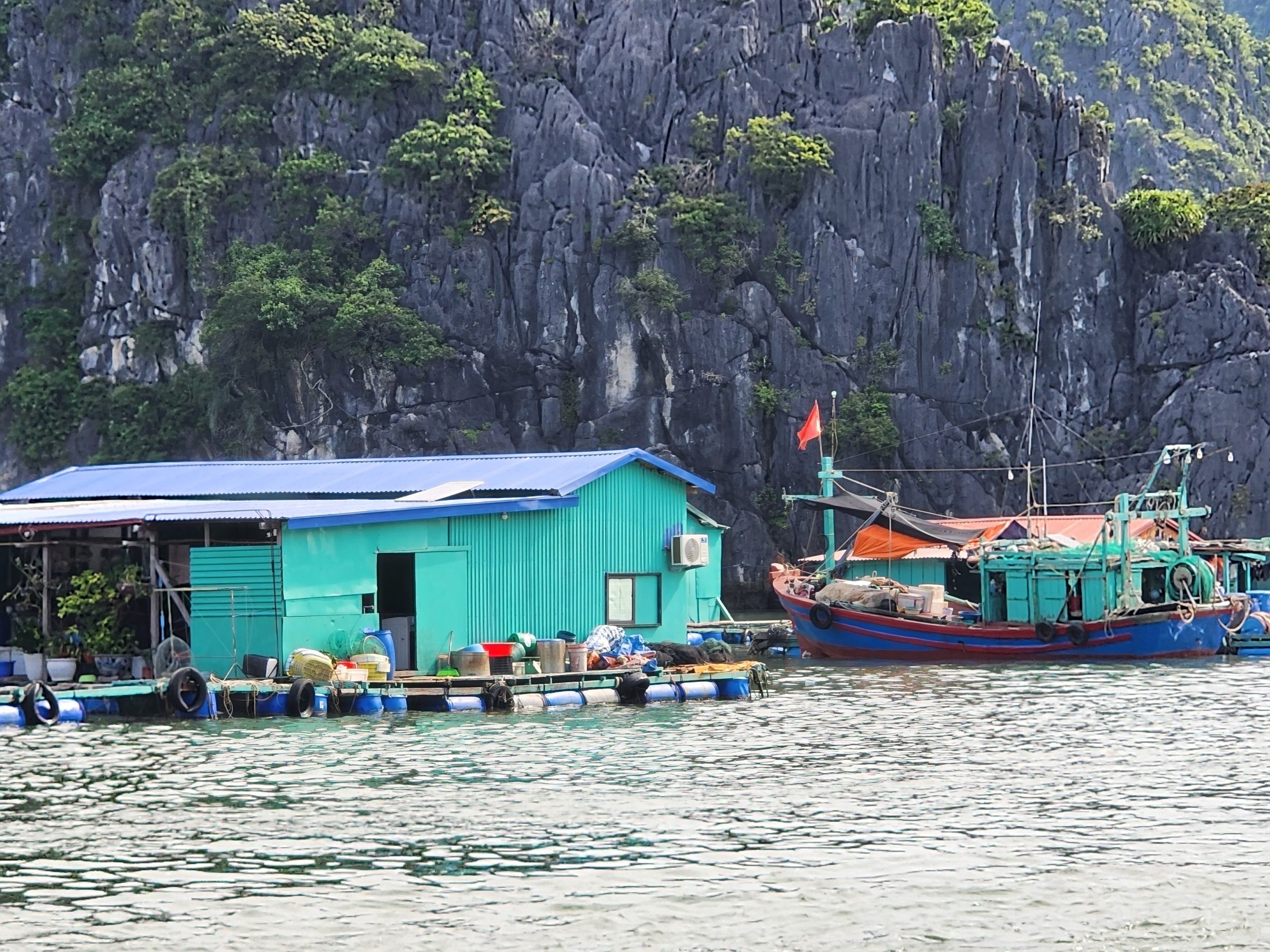 Vietnam luxury travel package